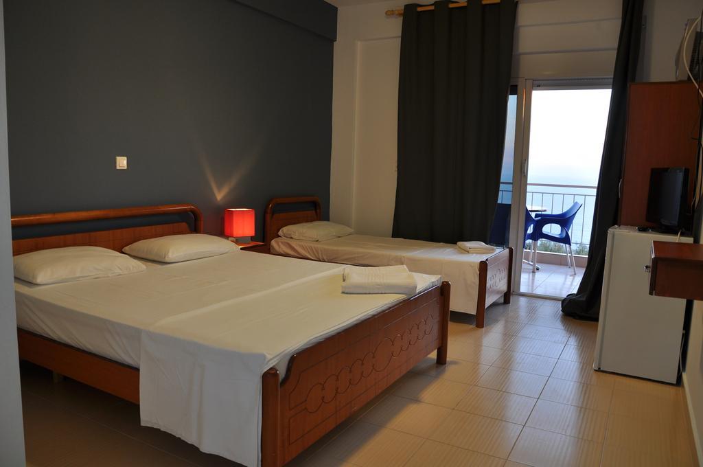 La Maroja View Hotel Dhermi Room photo